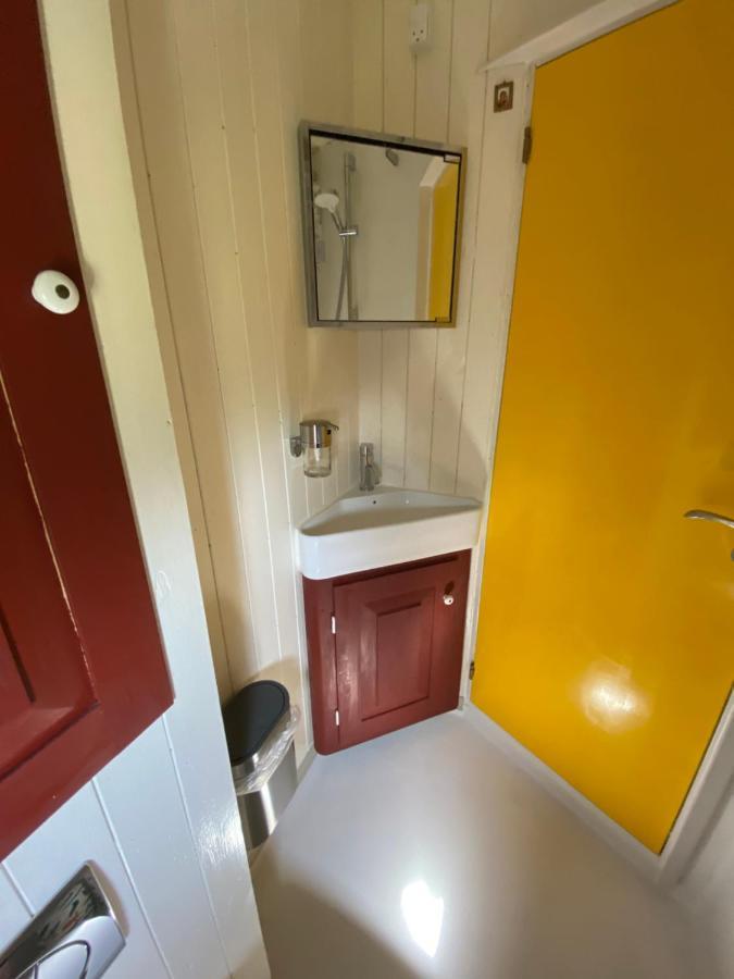 Guesthouse Gjoel Gjøl Dış mekan fotoğraf